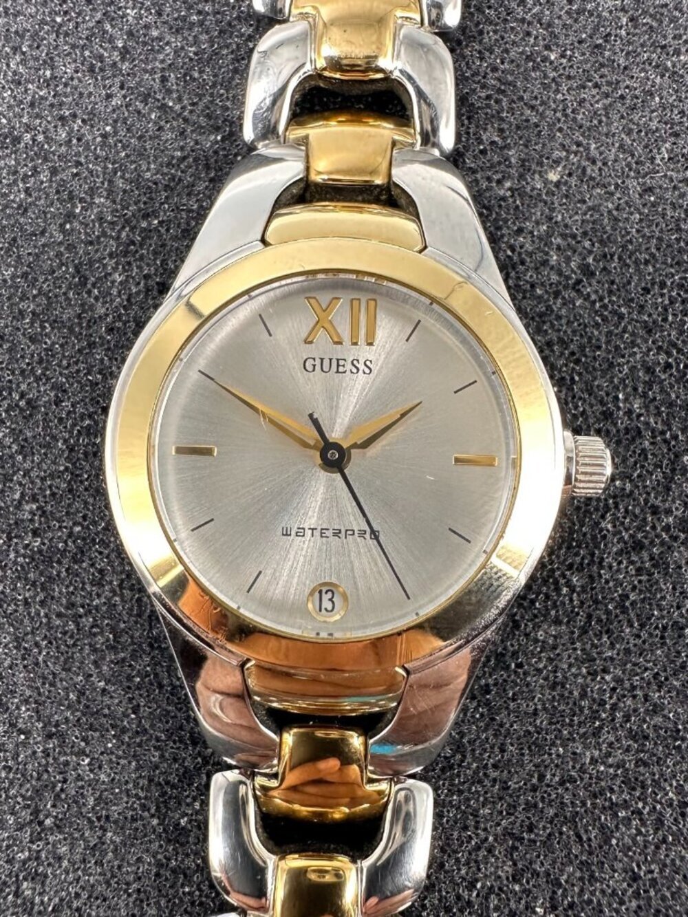Guess Waterpro Women Watch Silver Gold Two Tone Date Window New Battery 6.5"